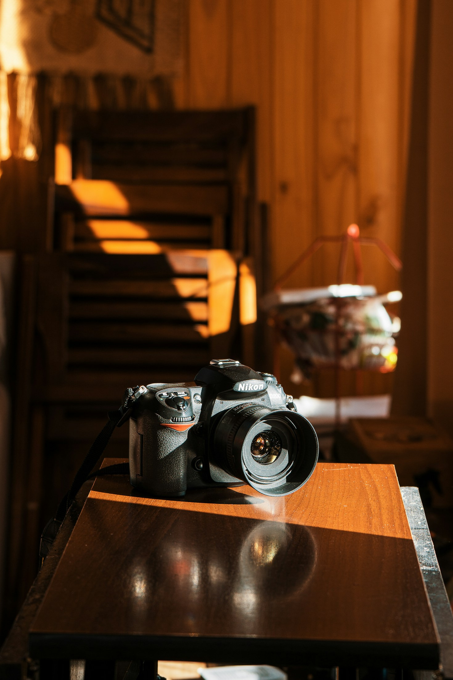 Dietro le quinte di una sessione fotografica in studio